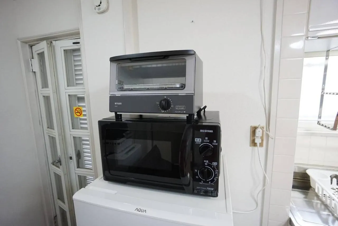 Apartment House White Mansion 401 Osaka Japan