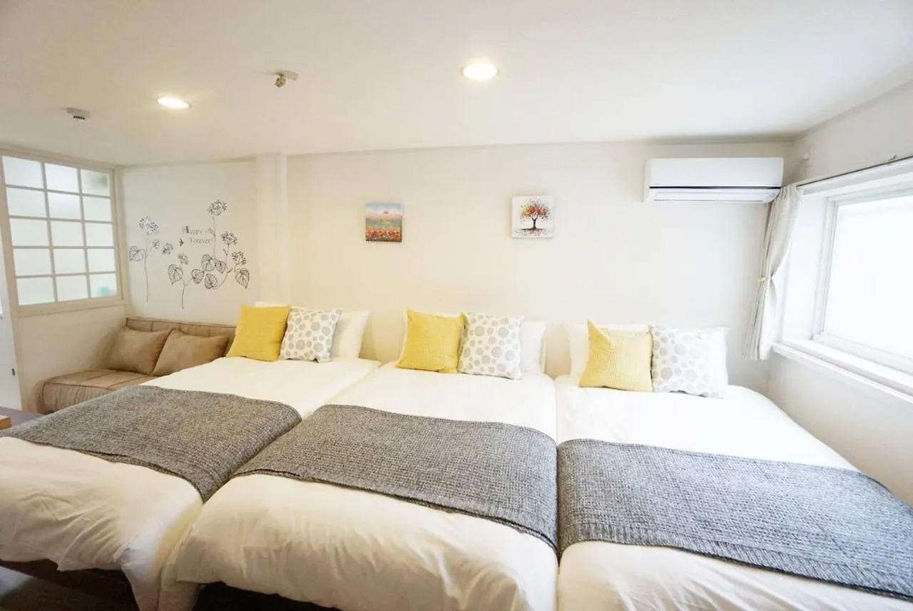 Apartment House White Mansion 401 Osaka 0*,