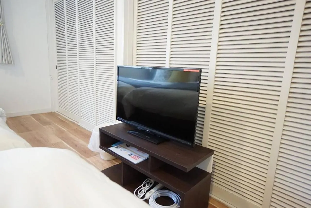 Apartment House White Mansion 401 Osaka